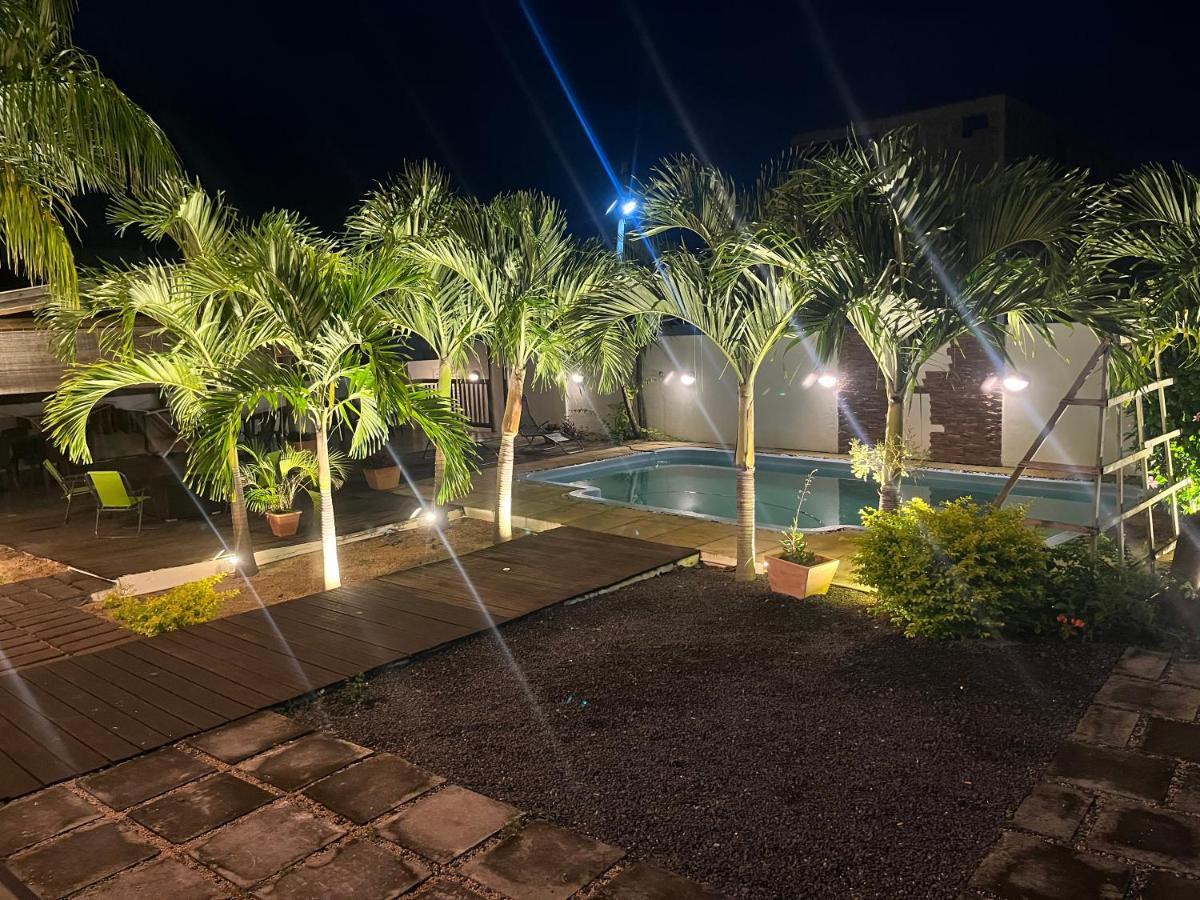 Aparthotel Le Binome Grand Bay Exteriér fotografie