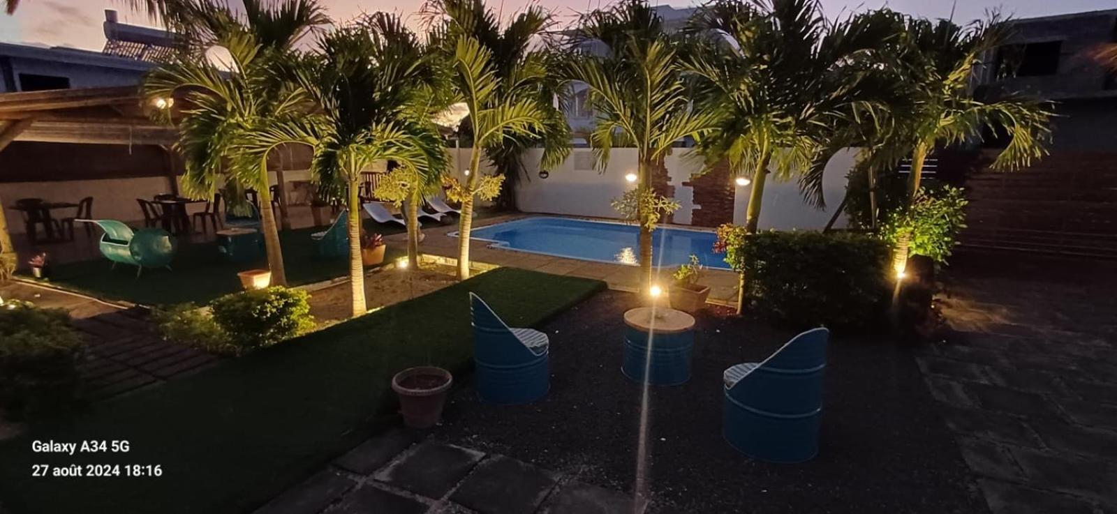 Aparthotel Le Binome Grand Bay Exteriér fotografie